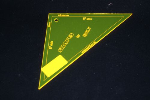 A 5 inch RIGHT ANGLED TRIANGLE TEMPLATE