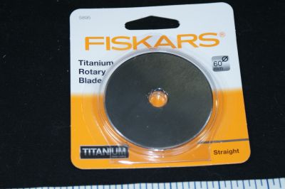 FISKARS TITANIUM 60mm REPLACEMENT BLADE