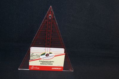 SEW EASY 8.5in x 7in TRIANGLE